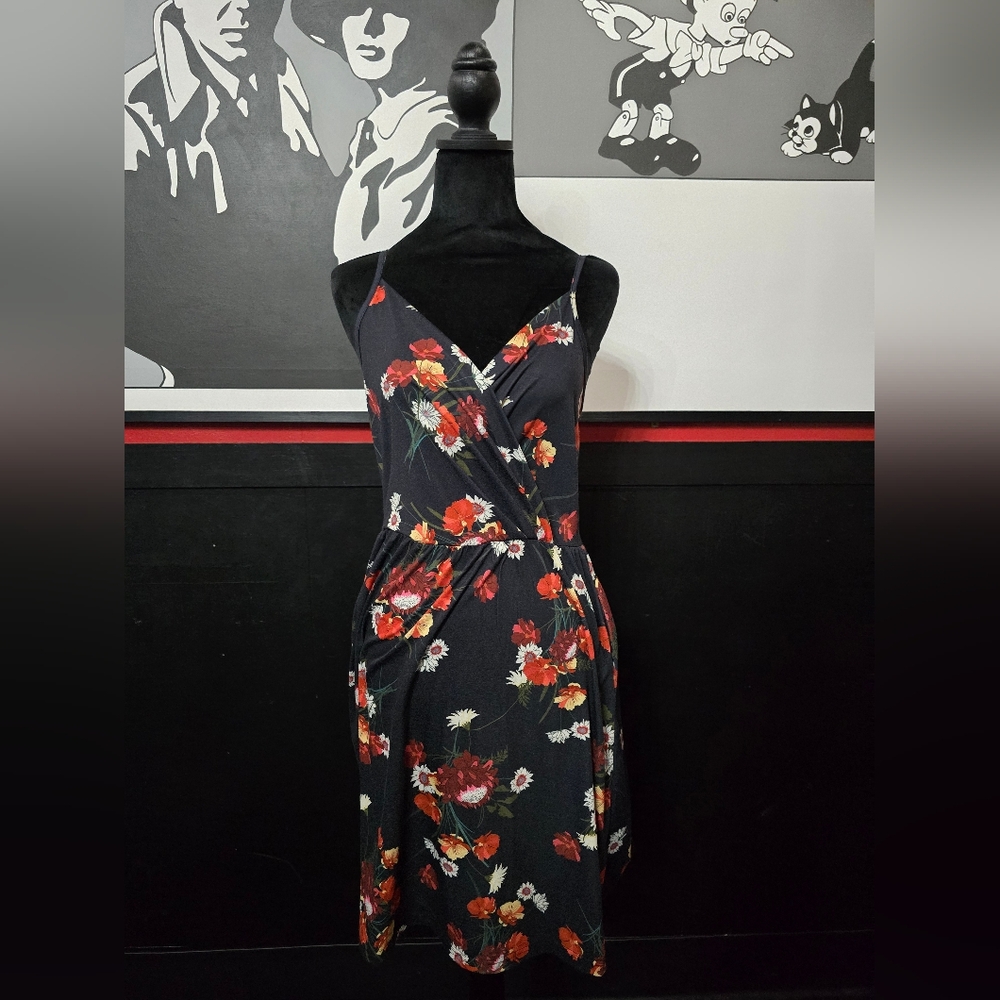 NWOT GOOTUCH M Womens 2023 Sundress Summer Floral Spaghetti Strap with Pockets!